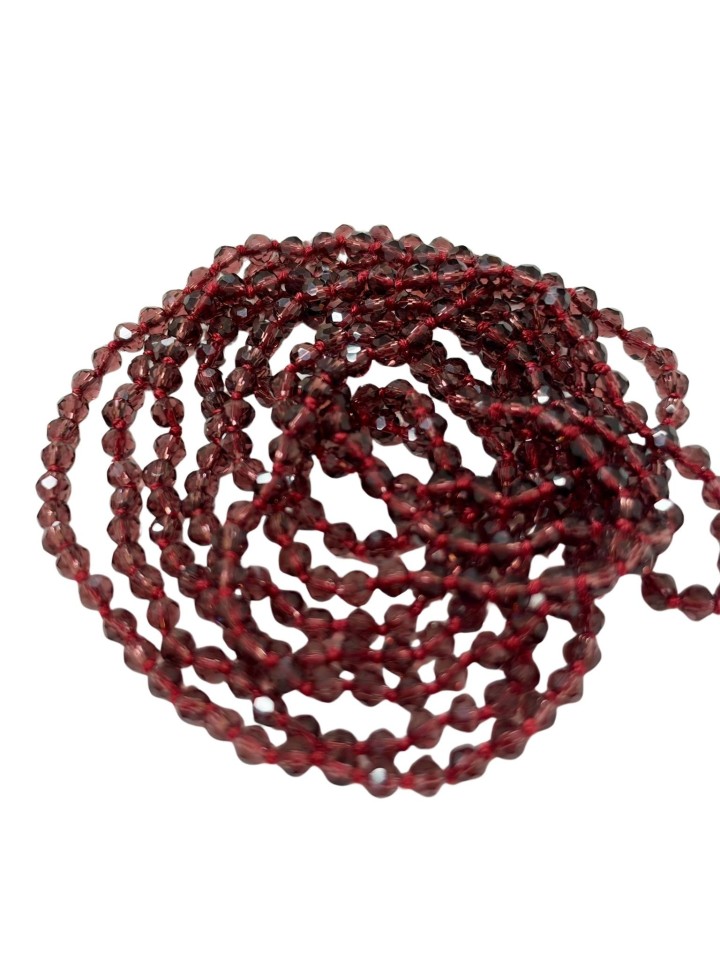 Collar de mini cristales en tonos granate