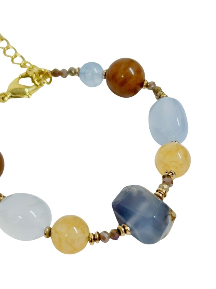 Pulsera de ágatas y perlas en tonos azules y marrones
