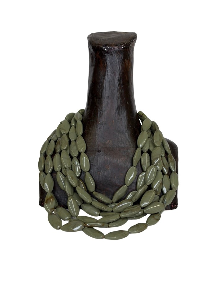 Collar Córcega verde