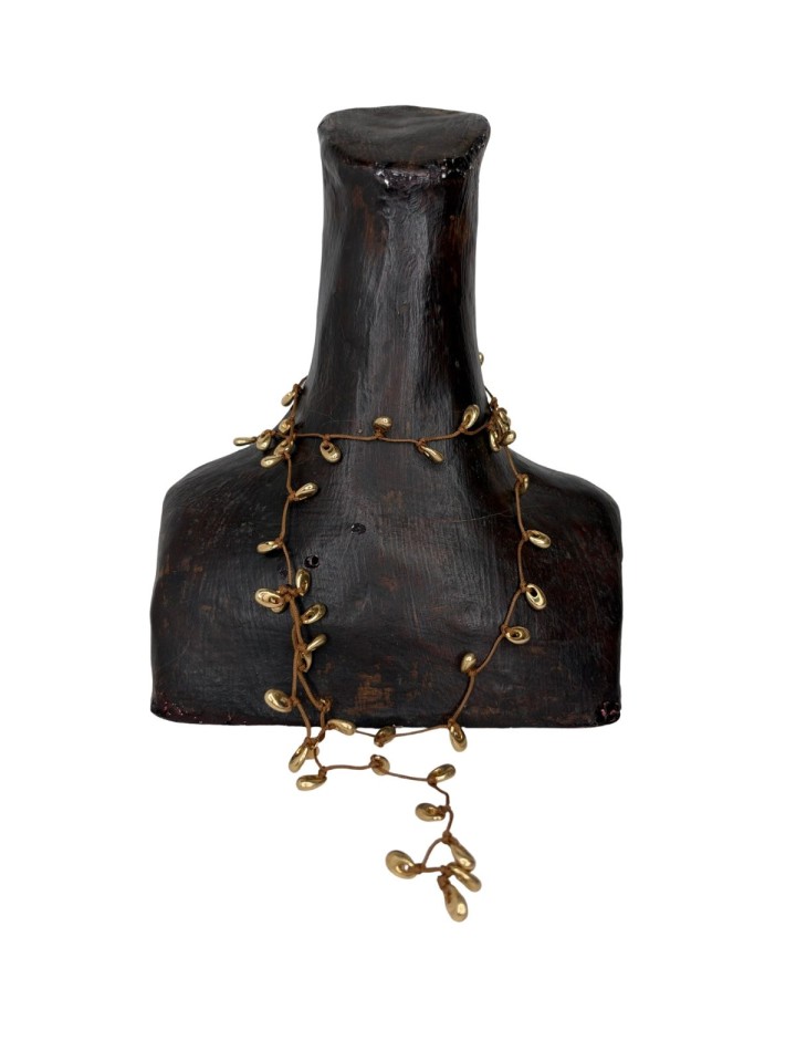 Collar gotitas marrón